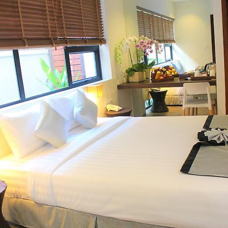 De Ninth Boutique Hotel & Spa Пном Пен Екстериор снимка
