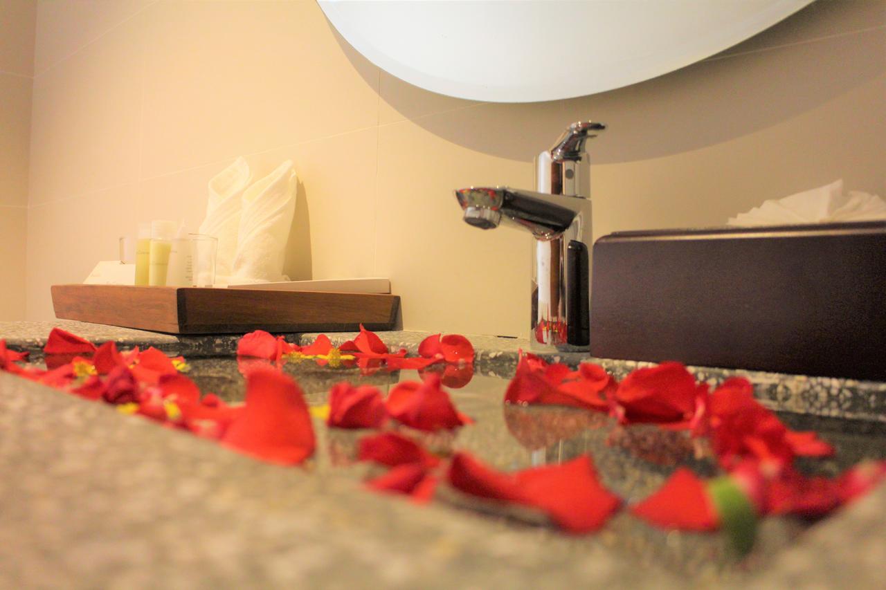 De Ninth Boutique Hotel & Spa Пном Пен Стая снимка